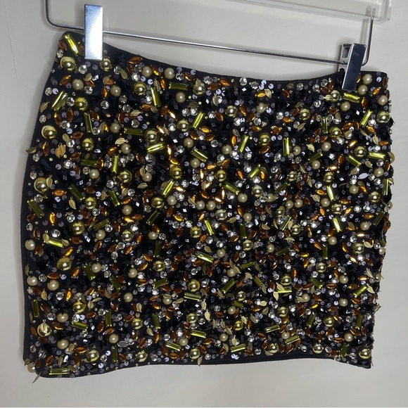 H&M SKIRT/BEADED ACCENTS IN GOLD,AMBER AND BLACK - Picture 2 of 9